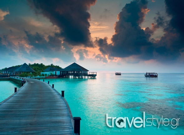shutterstock_96868360_island resort in the maldives