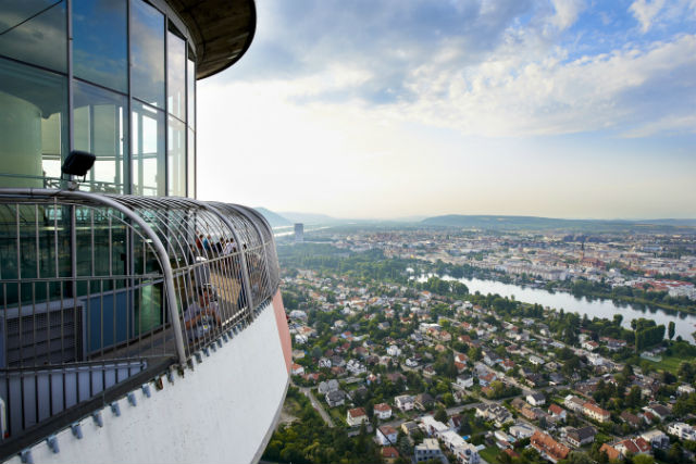 Πύργος του Δούναβη, Βιέννη