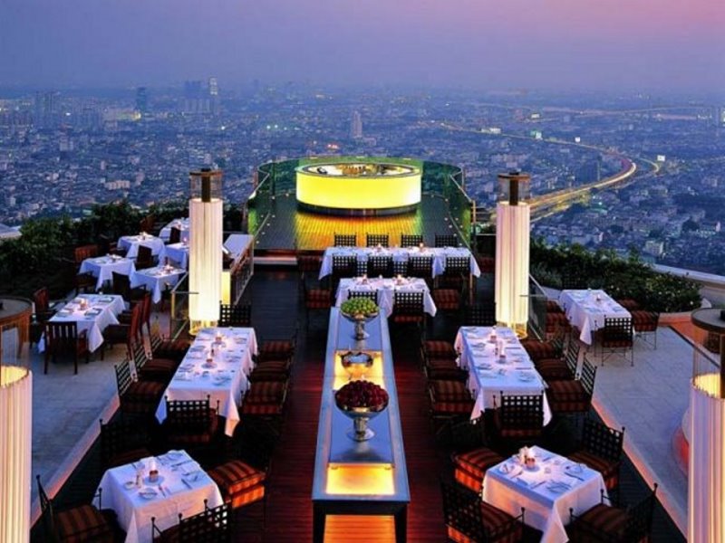 Αυτό είναι το ψηλότερο υπαίθριο εστιατόριο του κόσμου και βρίσκεται στην Μπανκόγκ!