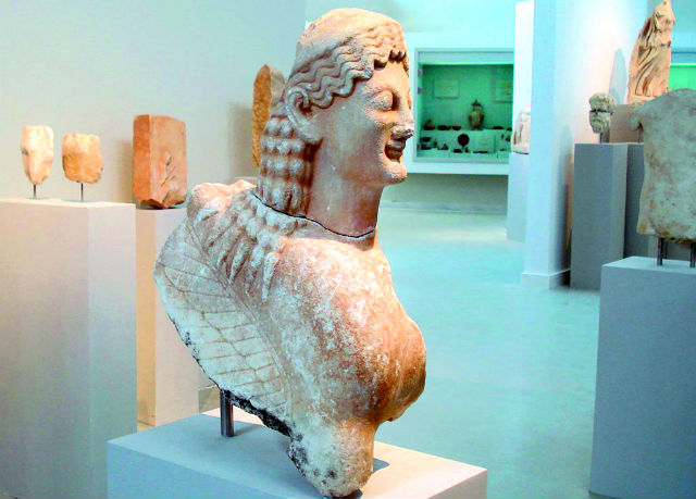 Άγαλμα, Αρχαιολογικό Μουσείο Καβάλας