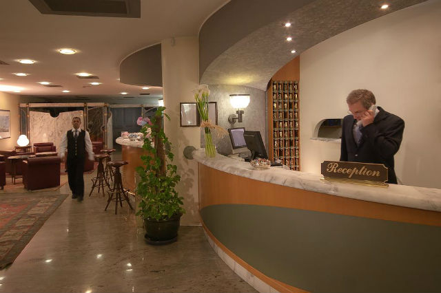 Sunslower Hotel, Μιλάνο