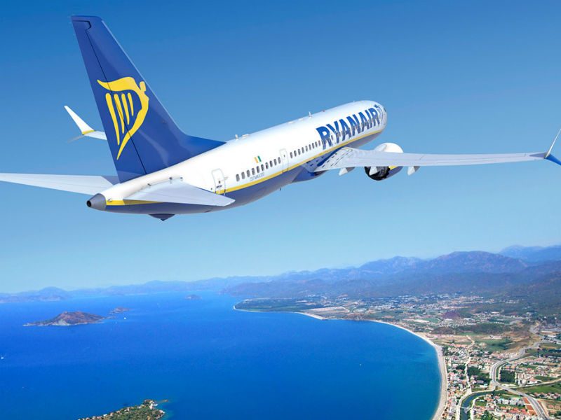 Ryanair, Î±ÎµÏÎ¿ÏÎºÎ¬ÏÎ¿Ï ÏÎ¬Î½Ï Î±ÏÏ ÏÎ· Î¸Î¬Î»Î±ÏÏÎ±