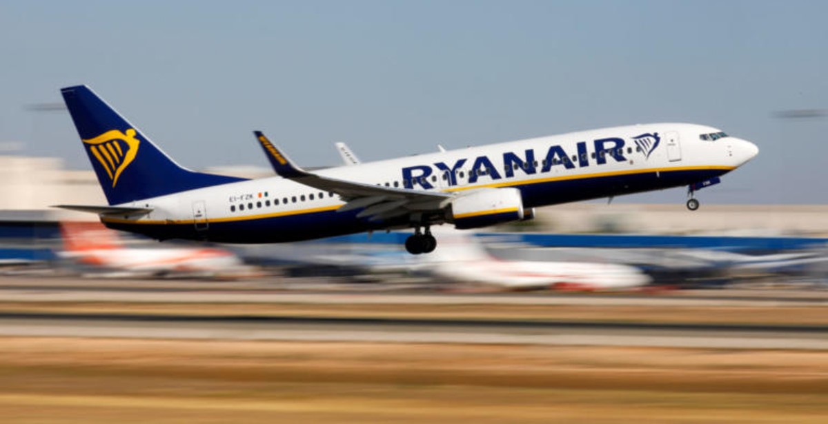 Ryanair απογείωση