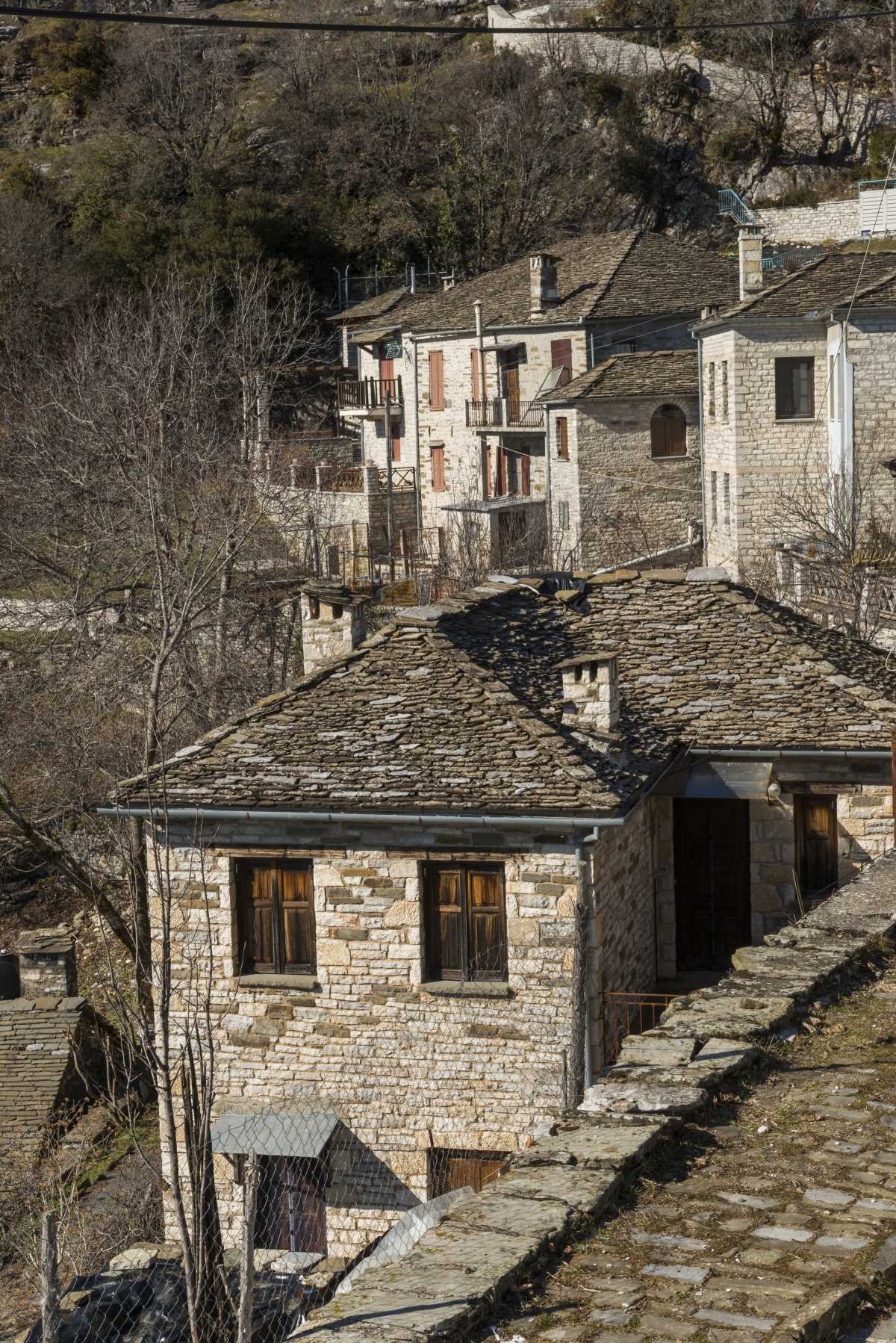 Σπίτια στο Καπέσοβο, Ζαγόρι