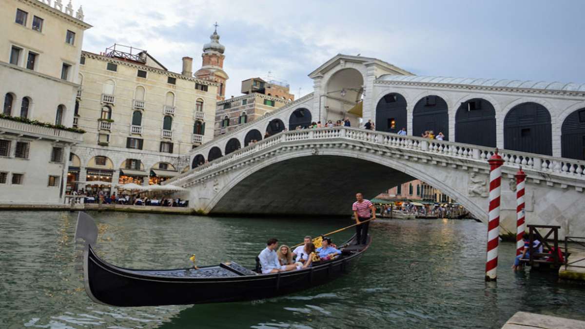 Βενετία κανάλι γόνδολα