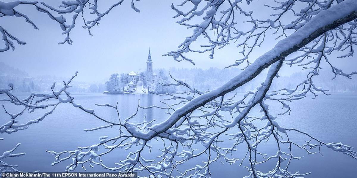 Σλοβενία λίμνη Μπλεντ χιονισμένη