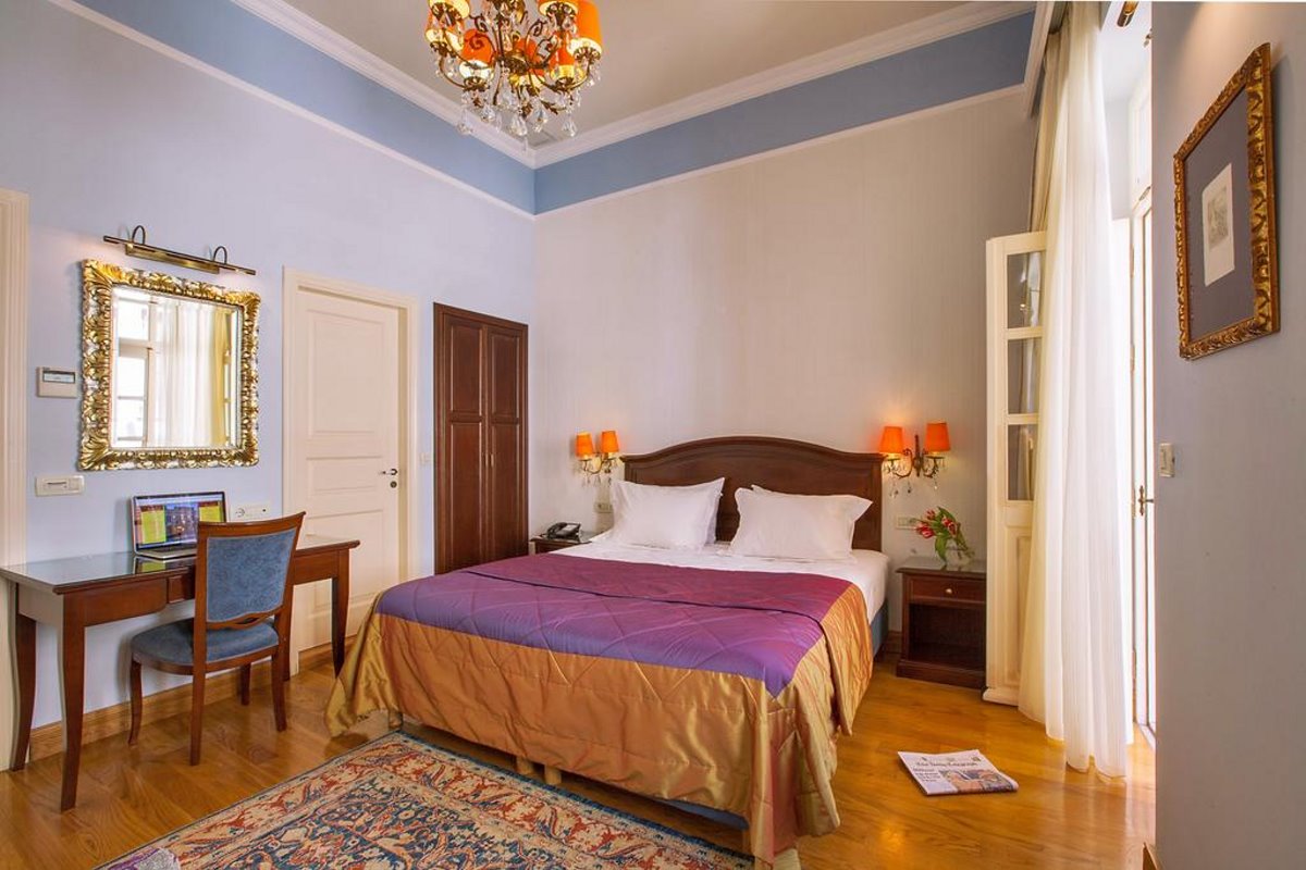 Αέτωμα ξενώνας Ναύπλιο ονειρικό αρχοντικό με βαθμολογία 9,8 δωμάτιο δίκλινο
