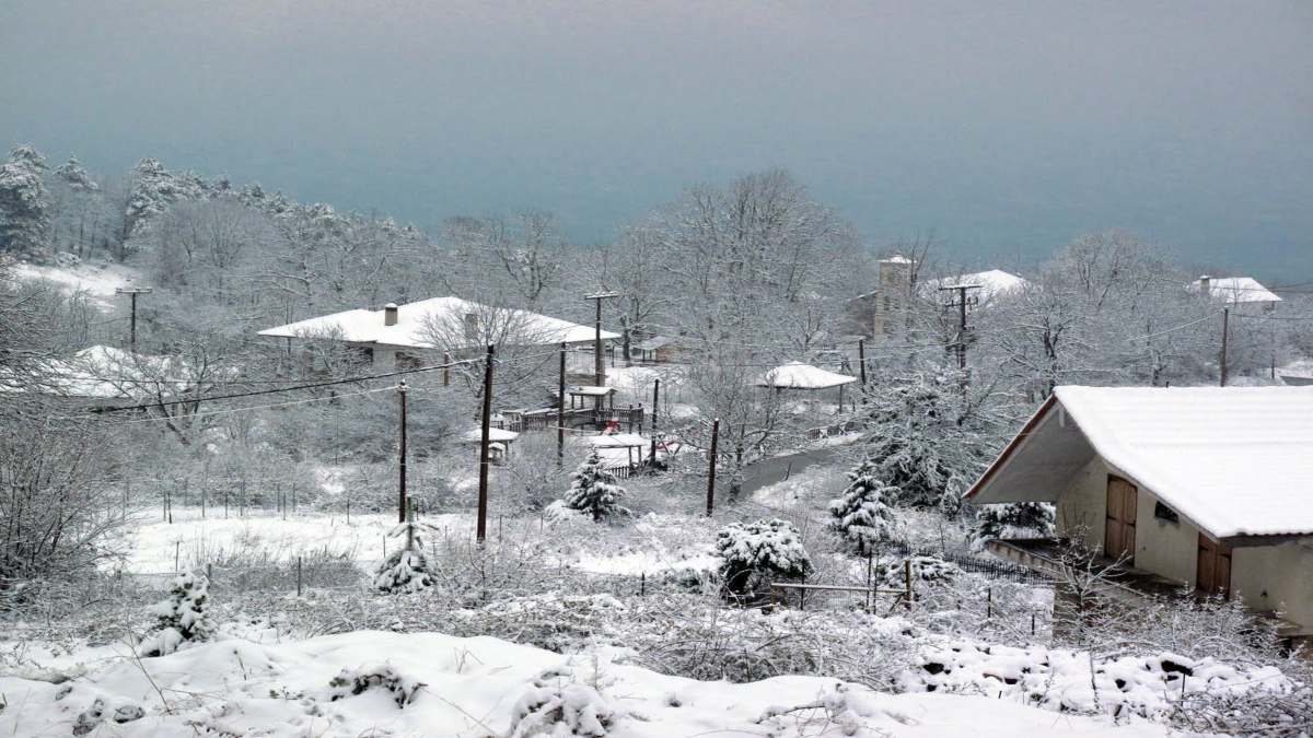 Νευροκόπι χιόνια πόλη χιονισμένη