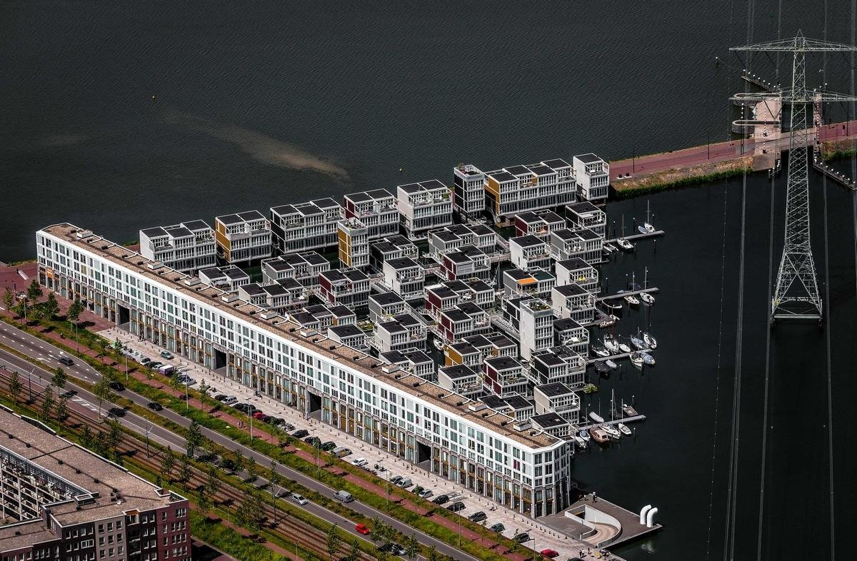πλωτή γειτονιά Άμστερνταμ τέλεια οικιστική πρόταση
