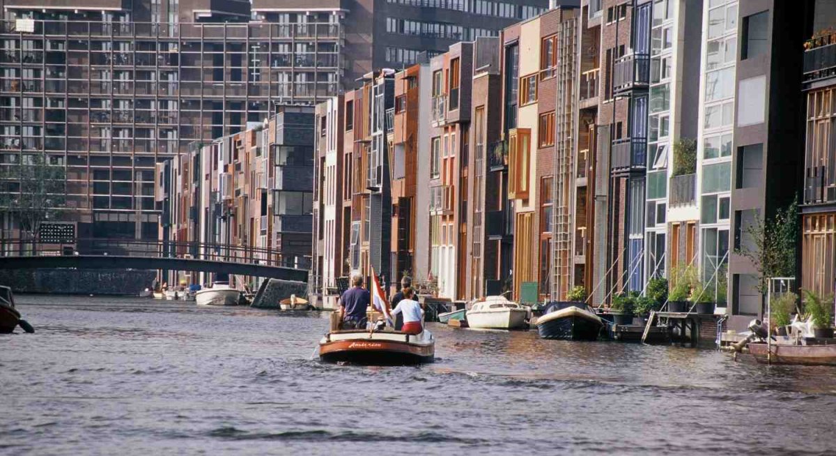πλωτή γειτονιά Άμστερνταμ κανάλια