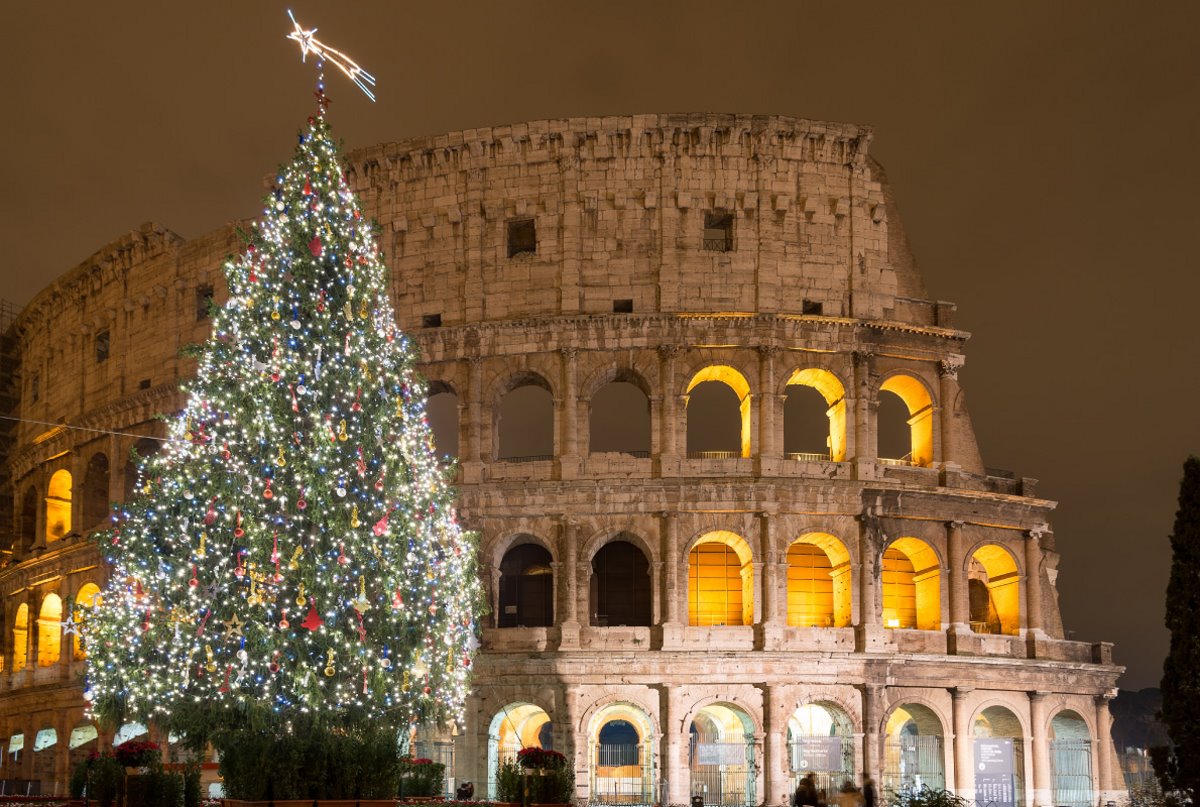 χριστουγεννιάτικο δέντρο ρώμη
