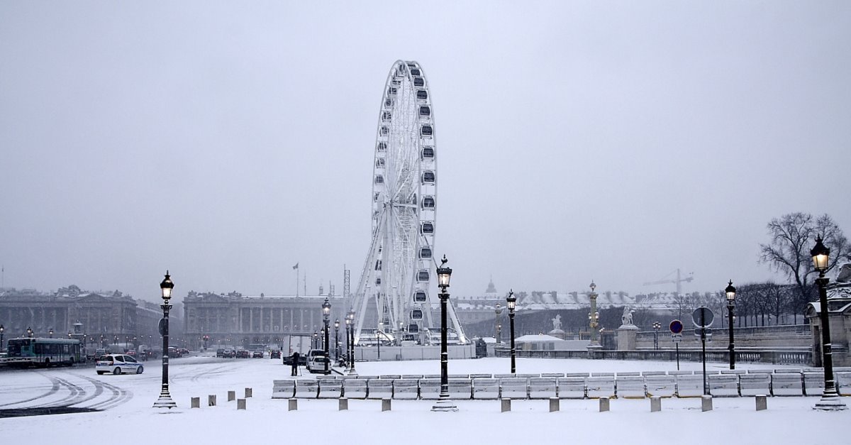 Place de La Concorde με χιόνια