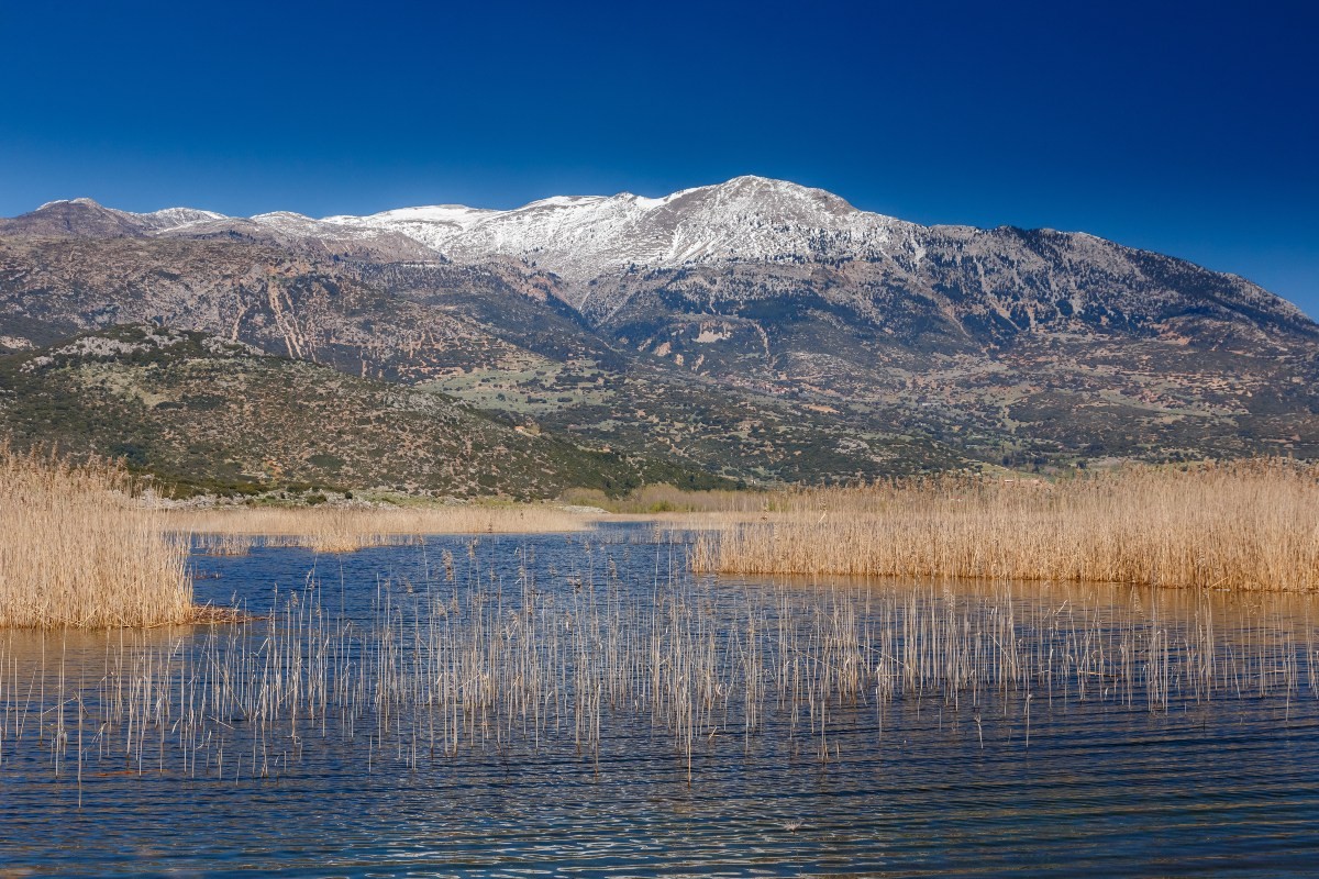 Η ελληνική λίμνη Λοχ Νες... με τους μύθους και τους θρύλους!