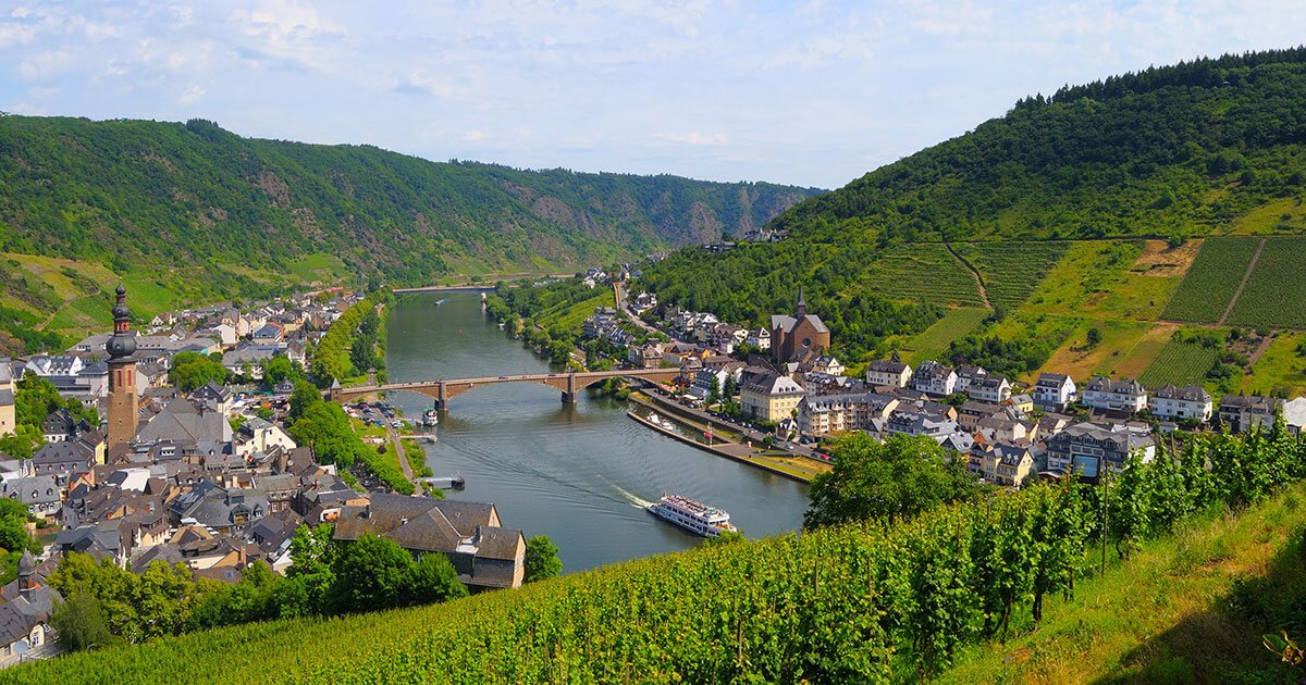 Κοιλάδα και ποταμός ποταμός Moselle Λουξεμβούργο