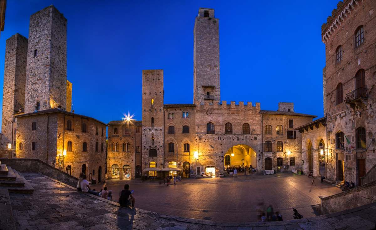 San Gimignano, Τοσκάνη - κεντρική πλατεία 