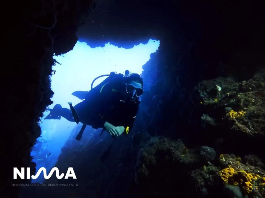 Νima Dive Center