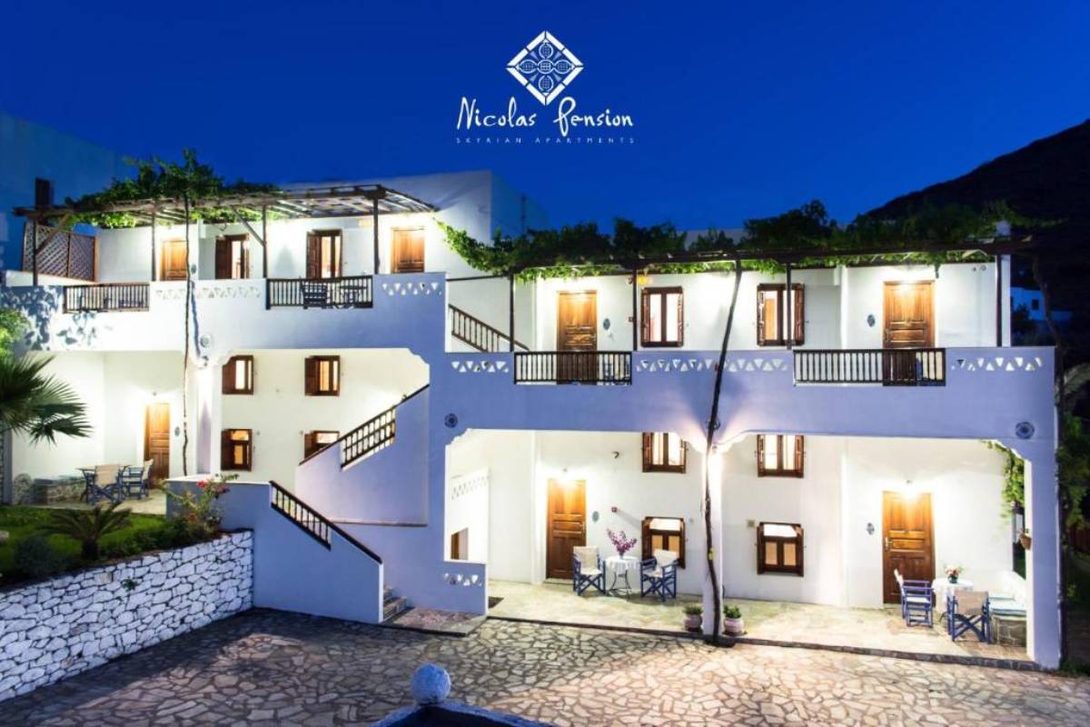 Apartments in Skyros