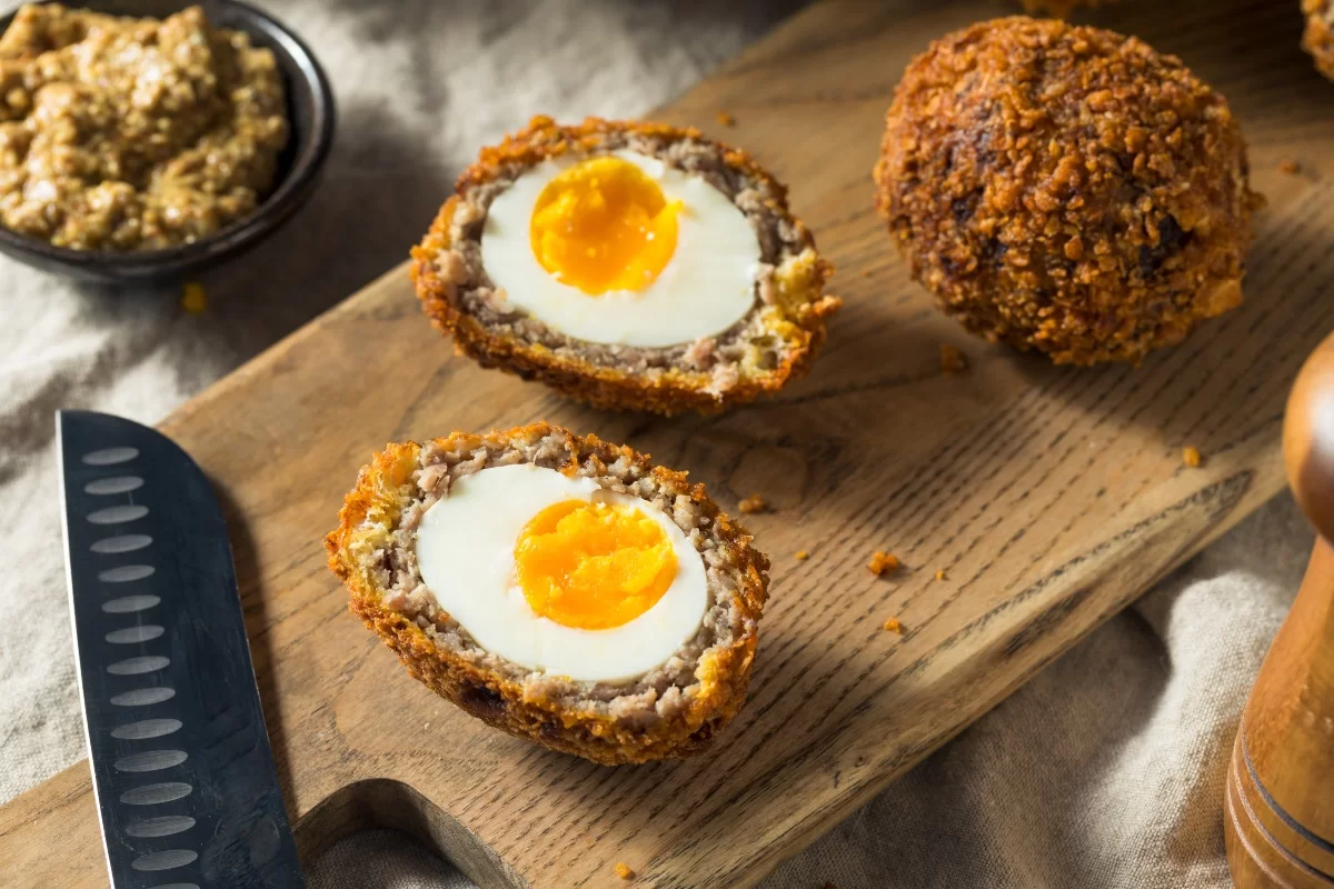 Σκωτσέζικα αυγά (Scotch Eggs)