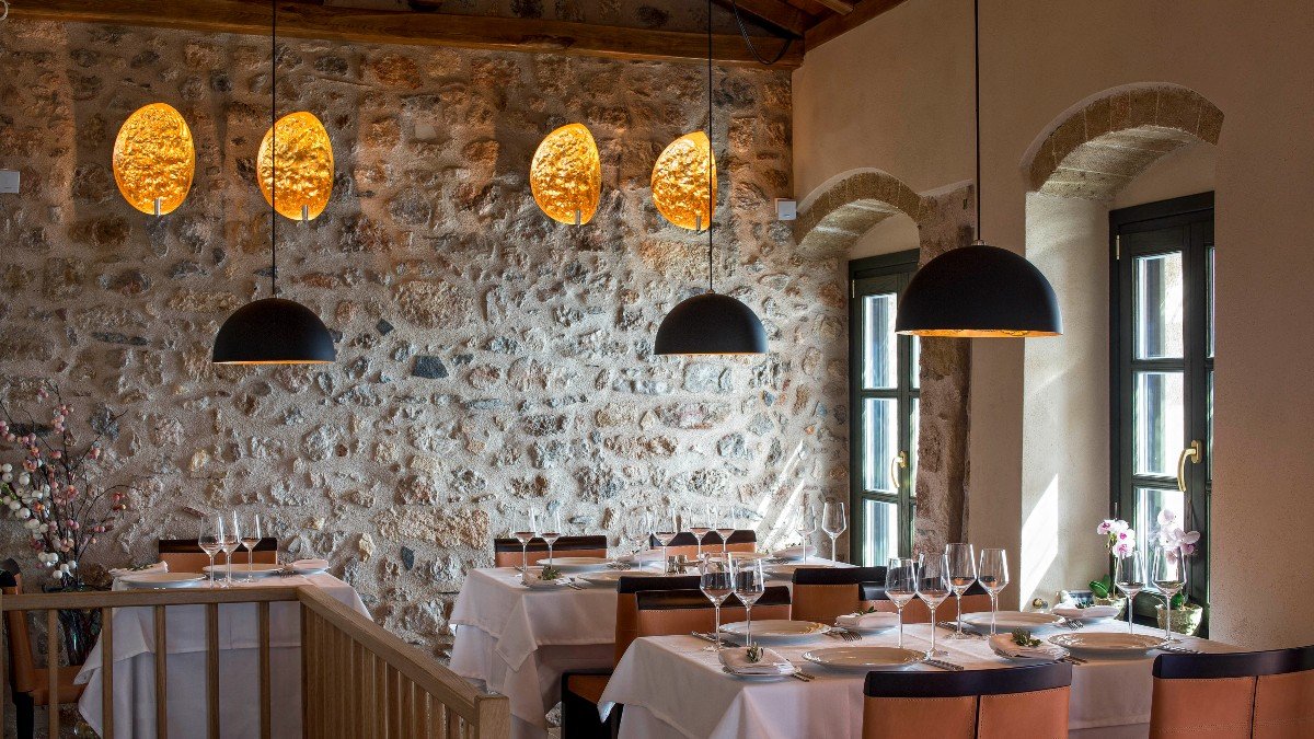 Chrisovoulo Restaurant & Bar: Μια ξεχωριστή γαστρονομική εμπειρία στο κάστρο της Μονεμβασιάς