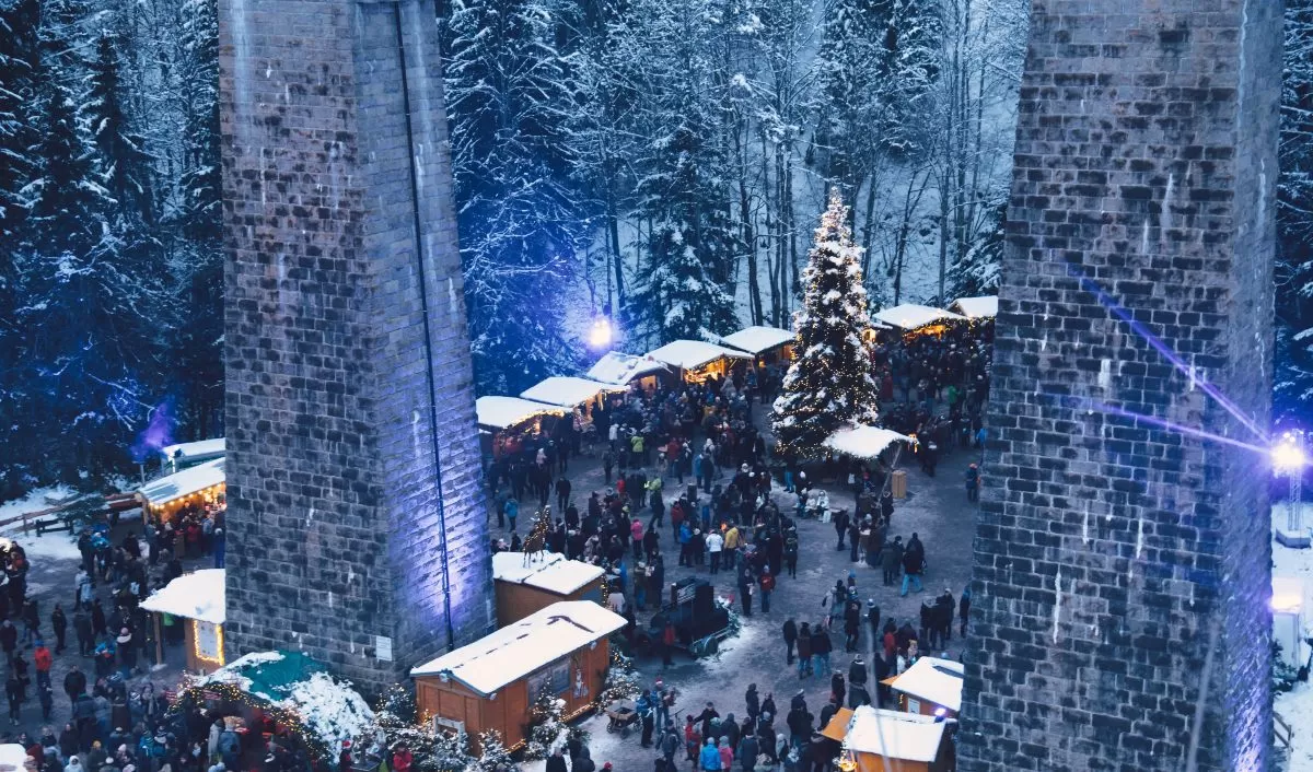 Weihnachtsmarkt, Ravenna Gorge