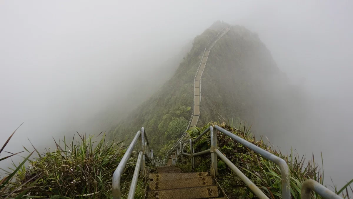 Σκάλες Haiku - Χαβάη / photo: shutterstock