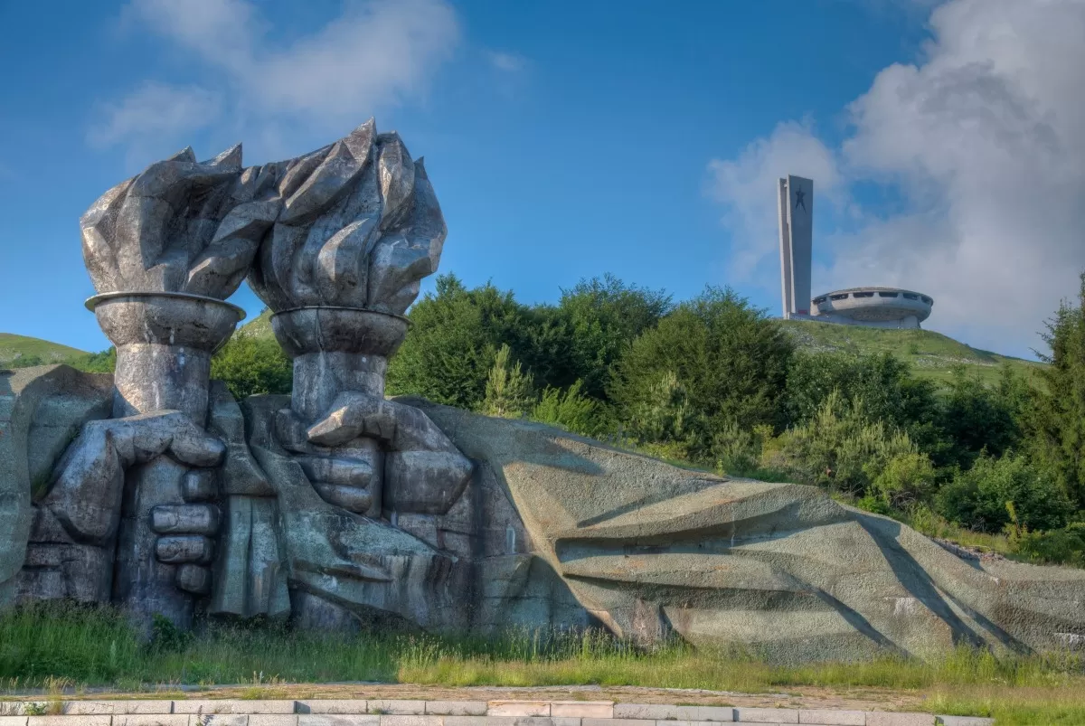 Μνημείο Buzludzha, Βουλγαρία