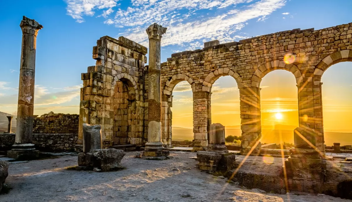 Το Volubilis είναι μια μερικώς ανασκαμμένη πόλη των Βερβέρων στο Μαρόκο, που βρίσκεται κοντά στην πόλη Meknes, και θεωρείται συχνά η αρχαία πρωτεύουσα του βασιλείου της Μαυρετανίας.