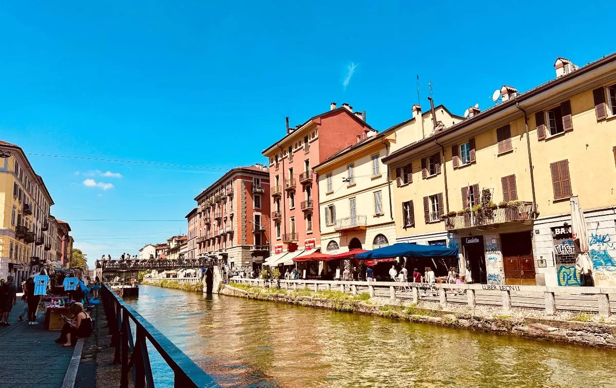 To κανάλι Naviglio Grande - Ένα δημοφιλές τουριστικό σημείο 