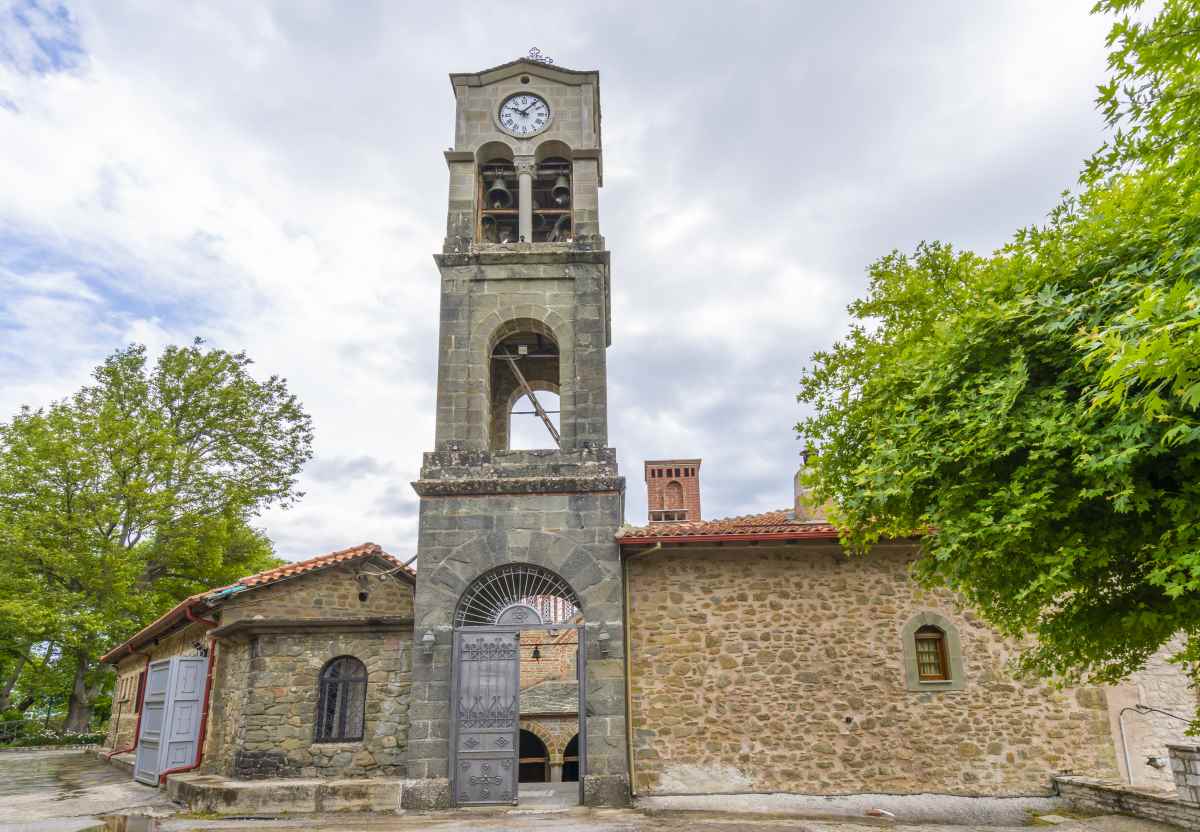 Ιερά Μονή Παναγίας Κορώνης | Ελεάννα Κουρκουλοπούλου