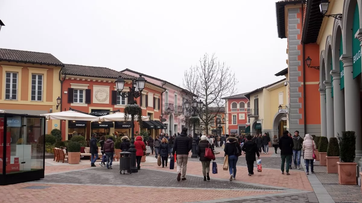 Serravalle Designer Outlet Μιλάνο